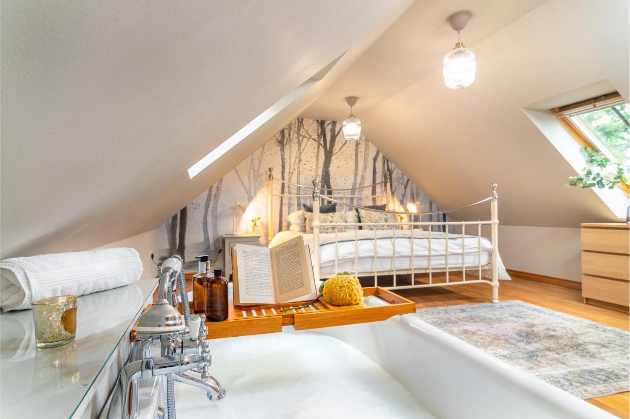 The Jaw Barn Apartment Milngavie Bagian luar foto